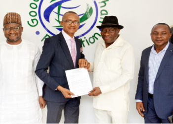 Editor-in-chief of LEADERSHIP Group, Azu Ishiekwene (2nd left), presenting a letter to former President Goodluck Jonathan concerning the Conference and Awards during a courtesy visit in Abuja, Tuesday November 06, 2022. With them are Director, LEADERSHIP Group, Abraham Nda-Isaiah (left), and Group Managing Director, Muazu Elazeh.